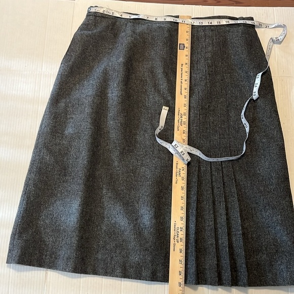 VTG-Bryant Park- 22/24-wool blend blazer/jacket& midi length matching wool skirt - Picture 8 of 15